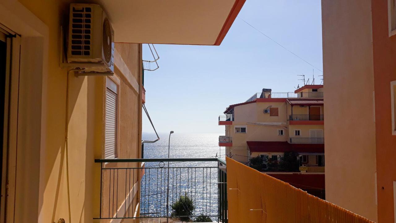 Hotel Sea Breeze Saranda Dış mekan fotoğraf
