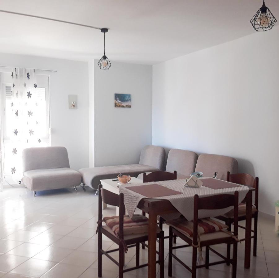 Hotel Sea Breeze Saranda Dış mekan fotoğraf
