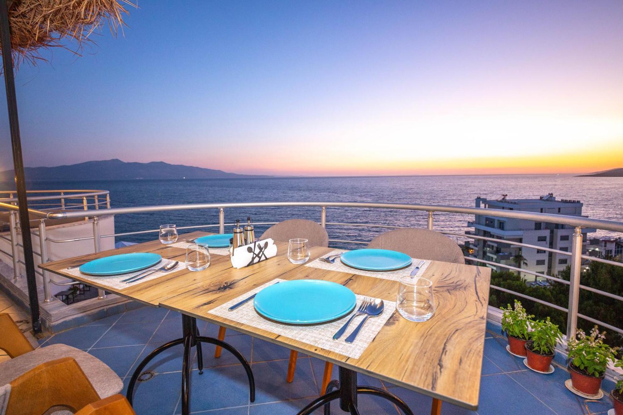 Hotel Sea Breeze Saranda Dış mekan fotoğraf