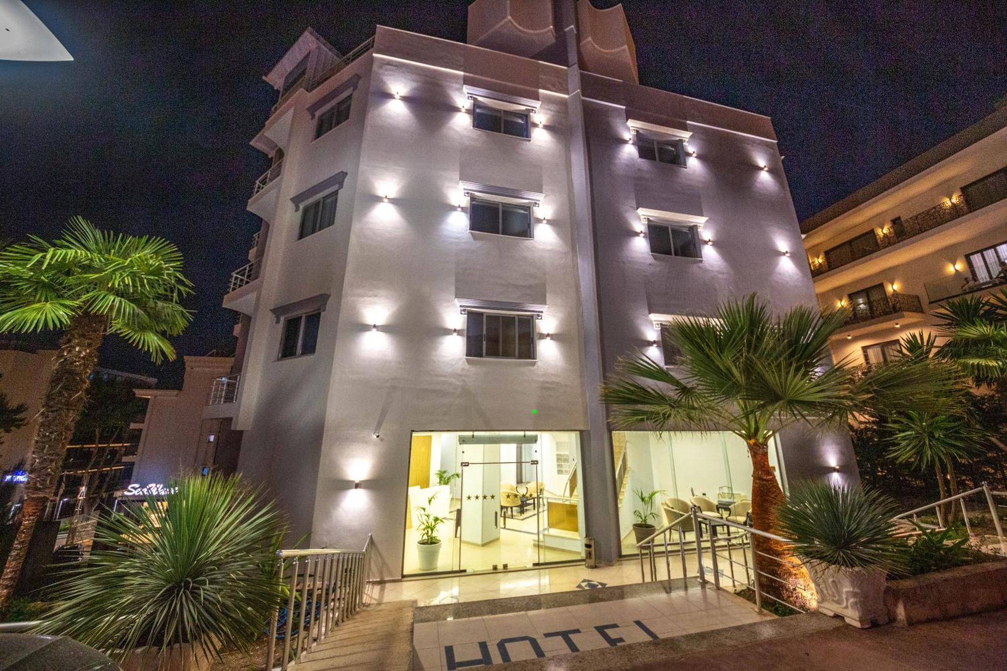 Hotel Sea Breeze Saranda Dış mekan fotoğraf